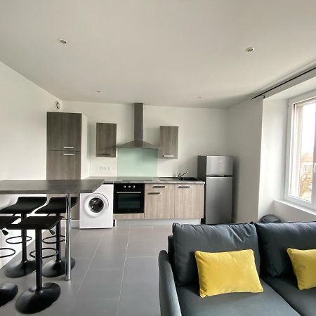 Tres Beau T2 42M2 Lumineux, Moderne Et Renove Avec Fibre Apartment แบลฟอร์ ภายนอก รูปภาพ